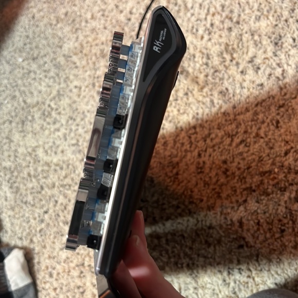 RGB royal kludge typewriter keyboard, barley used but not new. - Picture 2 of 3